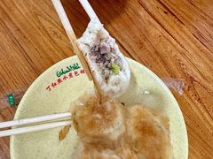 -丁红照水煎包胡辣汤