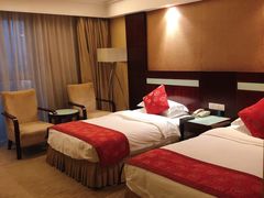 -华雅花园大酒店