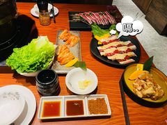 -山之屋炭火烧肉·生啤畅饮(大朗万科中央公园店)