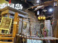 -暴风岛沉浸式体验馆(百联世纪店)