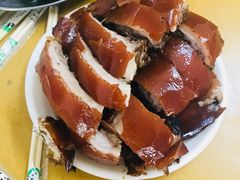 -四更周店烤乳猪