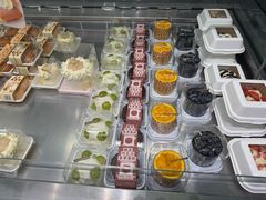 -好利来(上海虹桥新天地Lab主题店)
