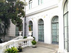 -上海市工艺美术博物馆