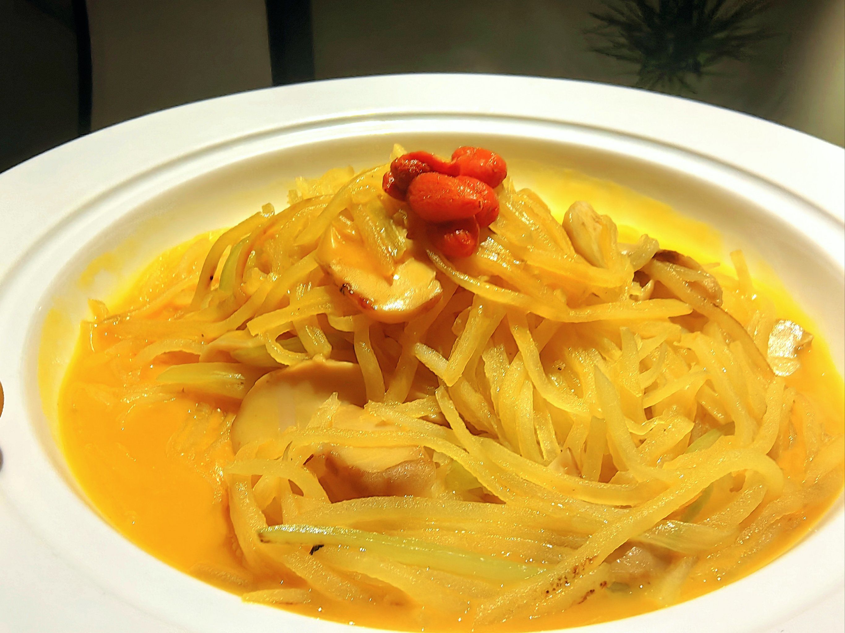 今天为大家推荐一款绝对的
绝绝子的土豆丝