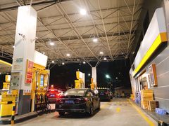 -冠德石油威程加油站