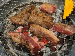 -山川小町·极番烧肉(新地假日广场店)