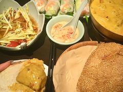 -大头虾越式风味餐厅(光明广场店)