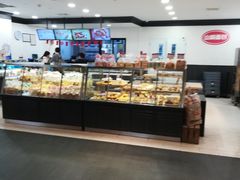 面包甜点陈列柜-山崎面包(百联世纪店)