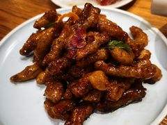 -山楂树融合菜餐厅