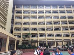 -香港大学