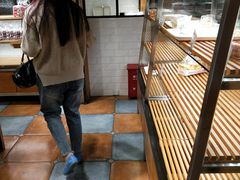 面包甜点陈列柜-苹果花园(乳山路店)