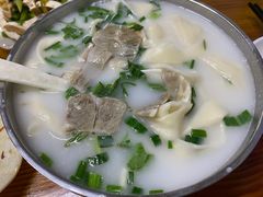 -吕记清真美食城(永兴服装街店)