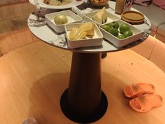 -涨巢·潮玩水疗局