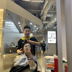 -银星女王公园发型艺术沙龙