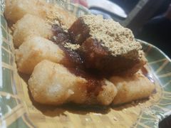 -东巴婆婆云南鱼豆花火锅(大东门店)