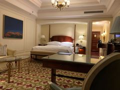 -广州富力丽思卡尔顿酒店