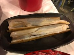 -鲜入围煮花胶鸡海鲜火锅