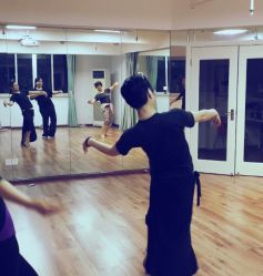 肚皮舞课-文E范儿ZUMBA尊巴舞蹈