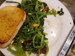 果仁菠菜-玫瑰红烤羊排(北新桥三条店)