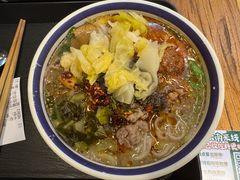 -云阿蛮云南生烫牛肉米线(奉贤路店)