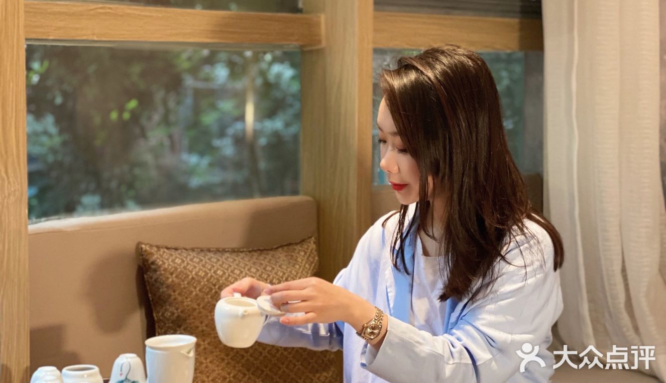 连续4年黑珍珠的鲍鱼火锅，究竟有何高明之处❓