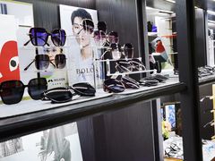 -宏宇眼镜蔡司依视路折扣店(兆佳眼镜城店)