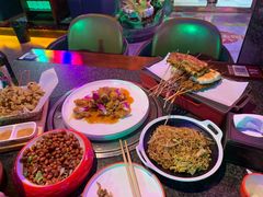 -路边边.炒菜烧烤.音乐餐厅(良乡长虹店)