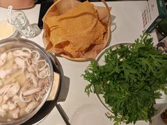 -烹然四季椰子鸡火锅(姚家园万象汇店)