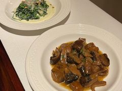 -Mogul Eatery·大亨餐酒馆