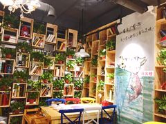 -小小河边鱼(天润城店)