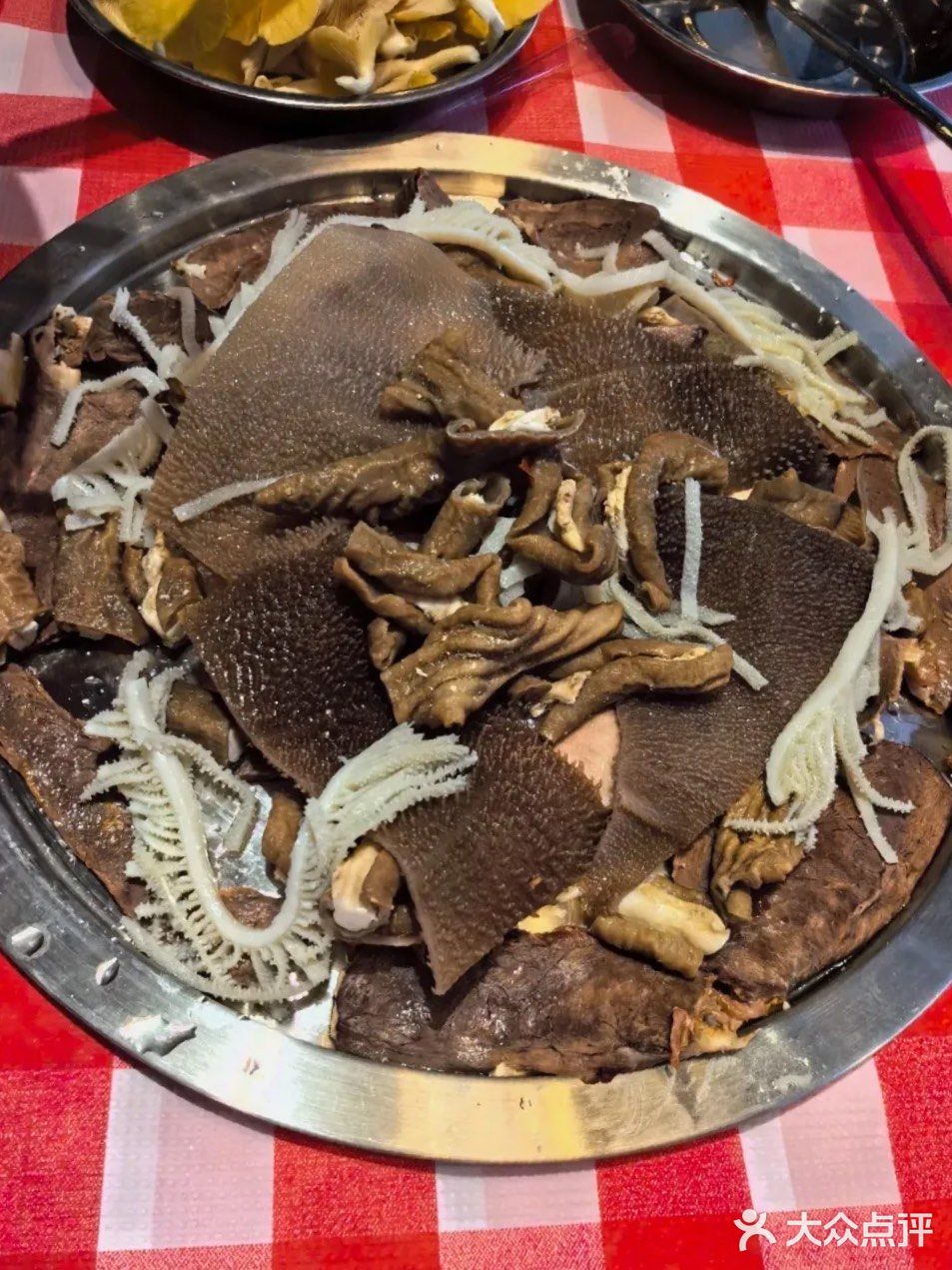 舌尖上的云南风情！滇一刀酸菜牛肉火锅美味探寻
