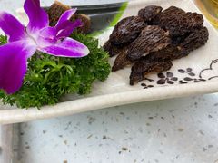 黄金羊肚菌-墨脱石锅椰子鸡•海鲜糟粕醋(榆亚路店)