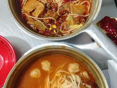 -铁锅哥米线