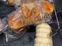 -皇冠幸福里动物奶油生日蛋糕(常青中路店)