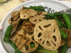 Asparagus&nbsp;bean&nbsp;with&nbsp;lotus&nbsp;root-新山亚明小厨
