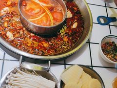 -巴隆门重庆老火锅(太湖路店)