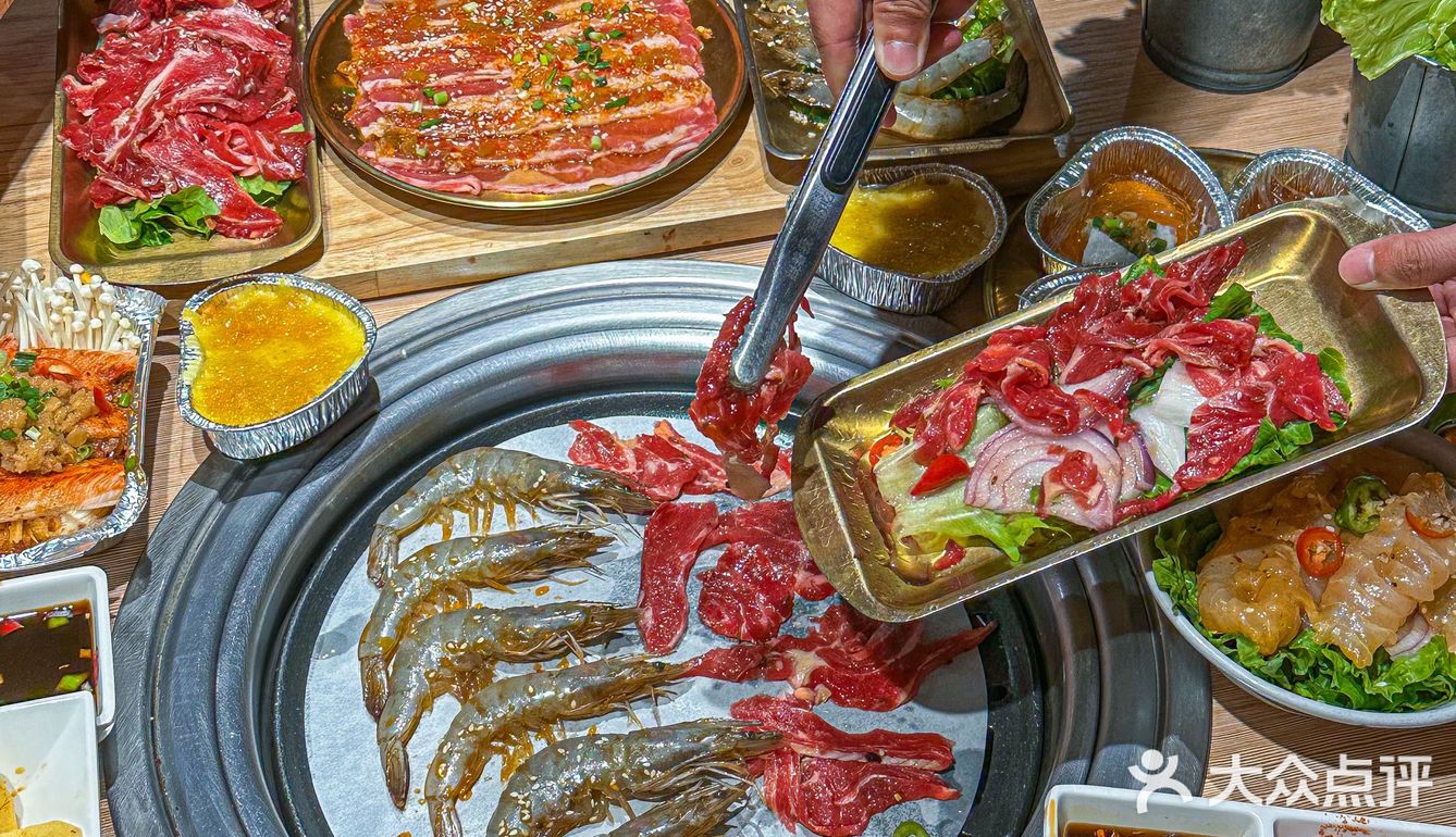 此刻……想吃烤肉的心达到了巅峰[流泪]