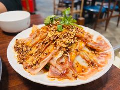 -超越炭火牛蛙火锅鸡(河东店)