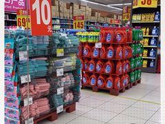 -家乐福(四元桥购物中心店)