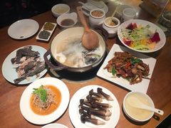 -黑鸡小馆(金源店)