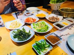 -唯成•韩国炭火烤肉 유성고기