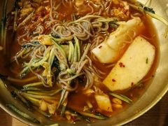 -喇喇排骨火锅·传统韩式脊骨汤(望京西园总店)
