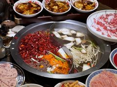 -沸炉重庆老火锅(军事博物馆店)