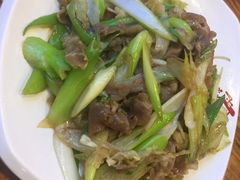 -东北人家铁锅炖(鞍山路店)
