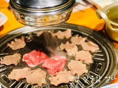 -唯成•韩国炭火烤肉 유성고기