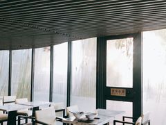 餐饮设施-春晖园度假酒店温泉