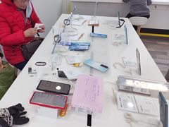 -荣耀授权专卖店(黄浦浙江中路店)