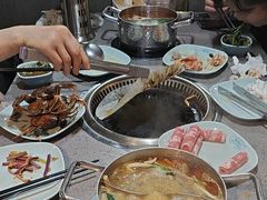 -金滏山烤肉·海鲜·火锅自助餐厅(襄阳万达店)