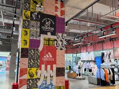 -adidas(正佳广场店)