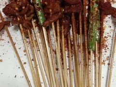-罗小虎油炸串串